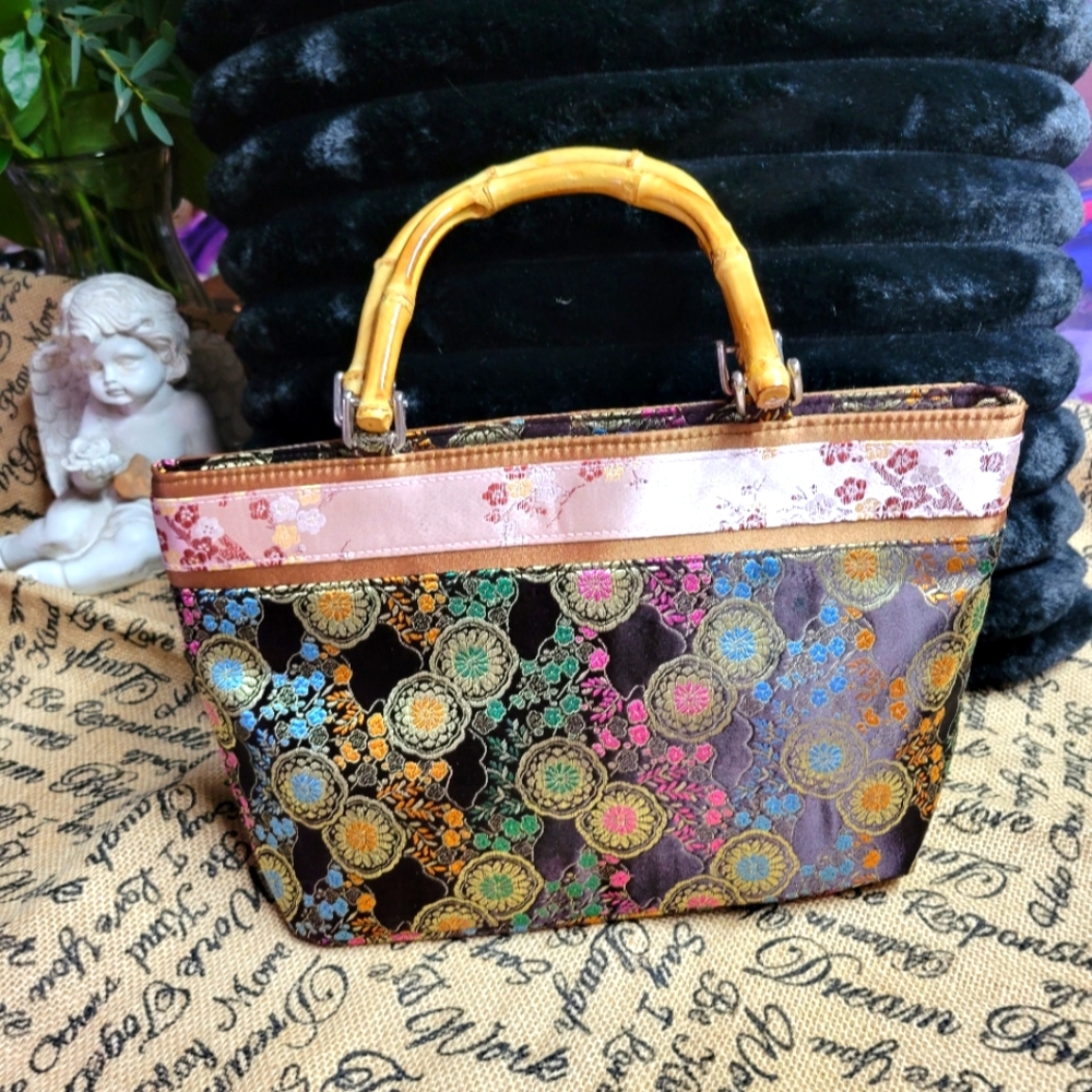 Vintage Chinese satin hand bag bamboo handles like new